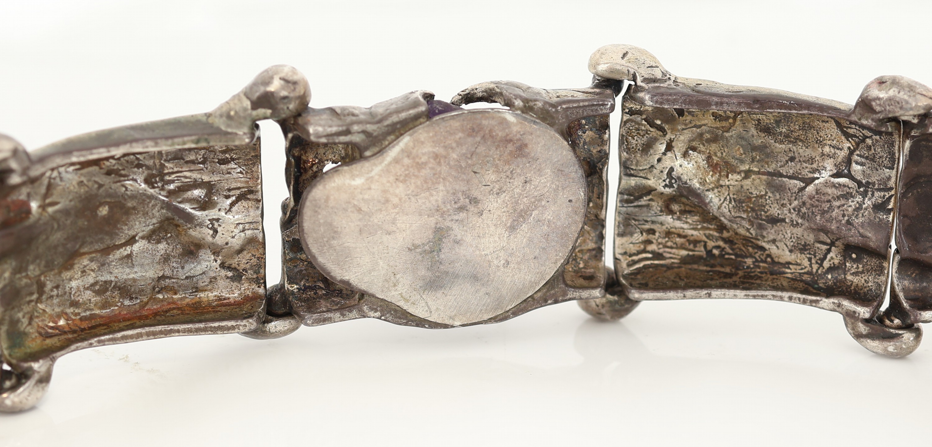 Detail c: Amethyst-Schmuckset, 835er Silber, abstraktes Design, best. aus: 1 Ring, RW 58, und 1 Armband, L. ca. 18 cm, jew. mit 1 Amethyst-Rohstein, ca. 72.0 g