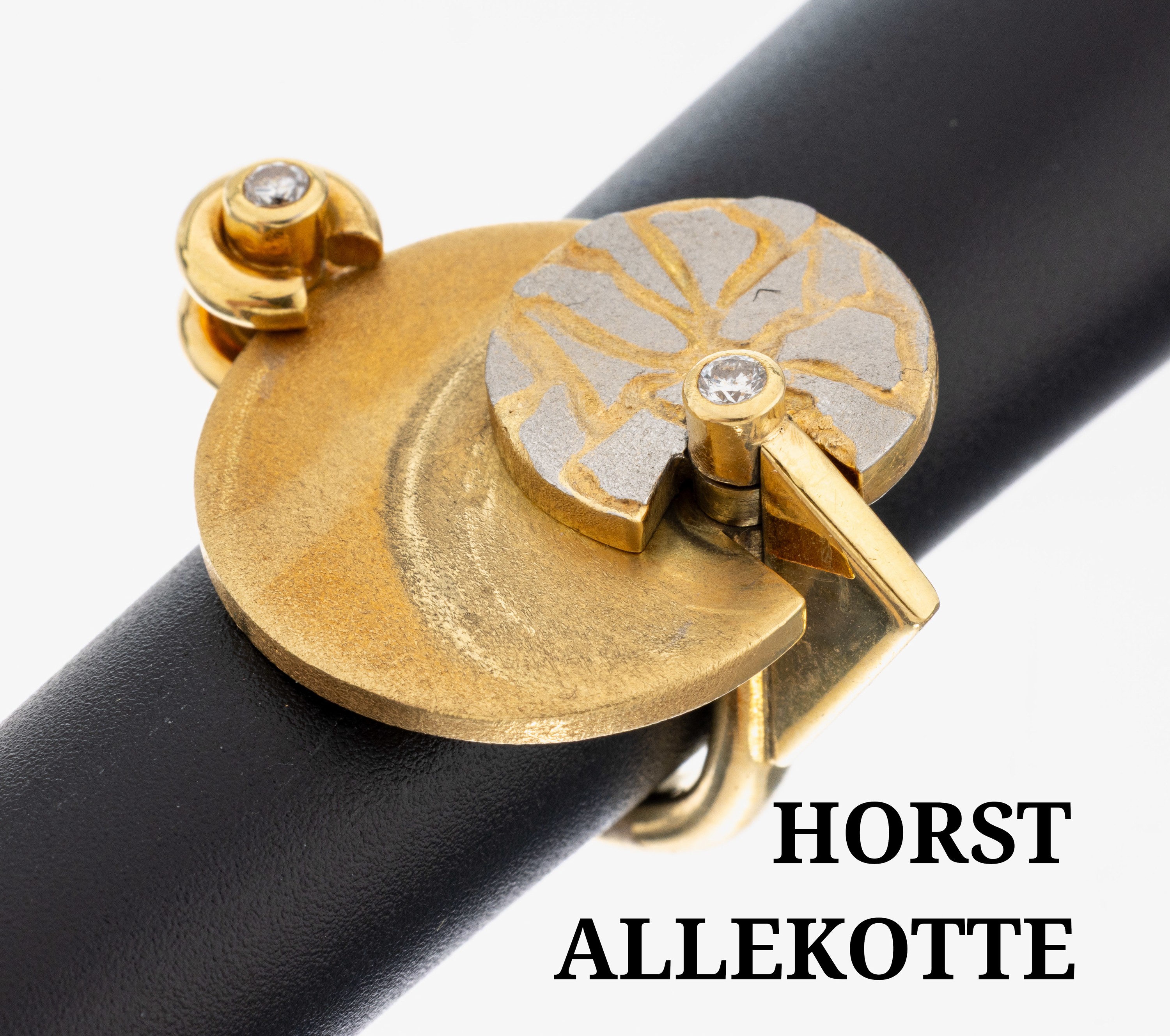 Image 27087325 - Ausgefallener 18 kt Gold Brillant-Ring, GG 750/000, ungewöhnliches Design mit 2 ...