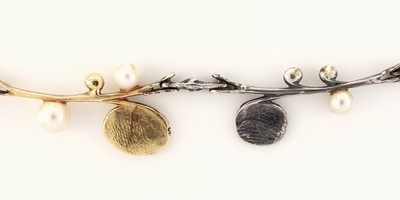 27087322a - Ausgefallenes 14 kt Gold und Silber Perl- Collier, GG 585/000 und 835er Silber, ...