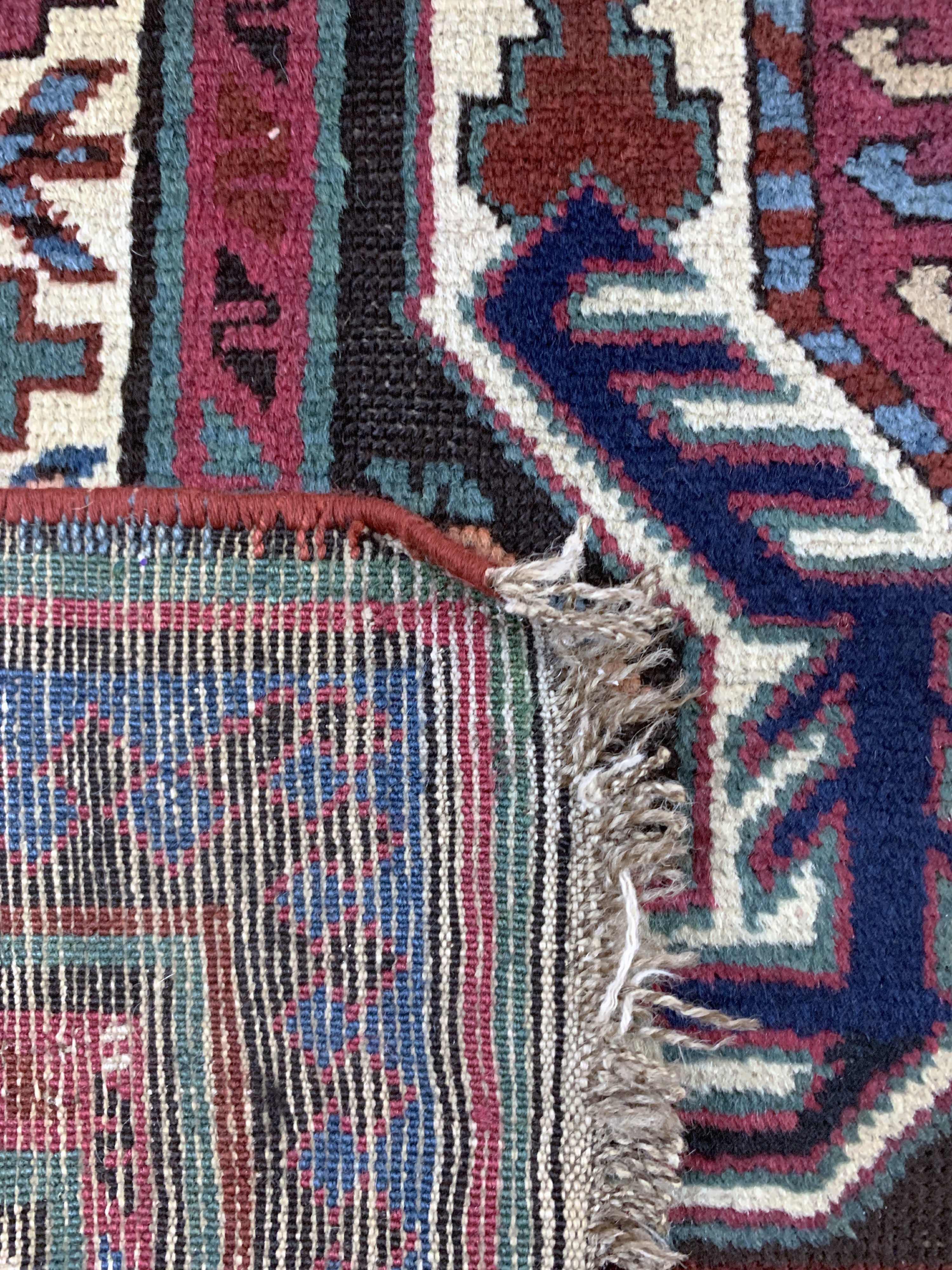 Detail f: "Lenkoran"Kazak antik, Kaukasus, 19.Jhd, Wolle auf Wolle, ca. 270 x 115 cm, EHZ: 2-3, (alte Restaurierungen)