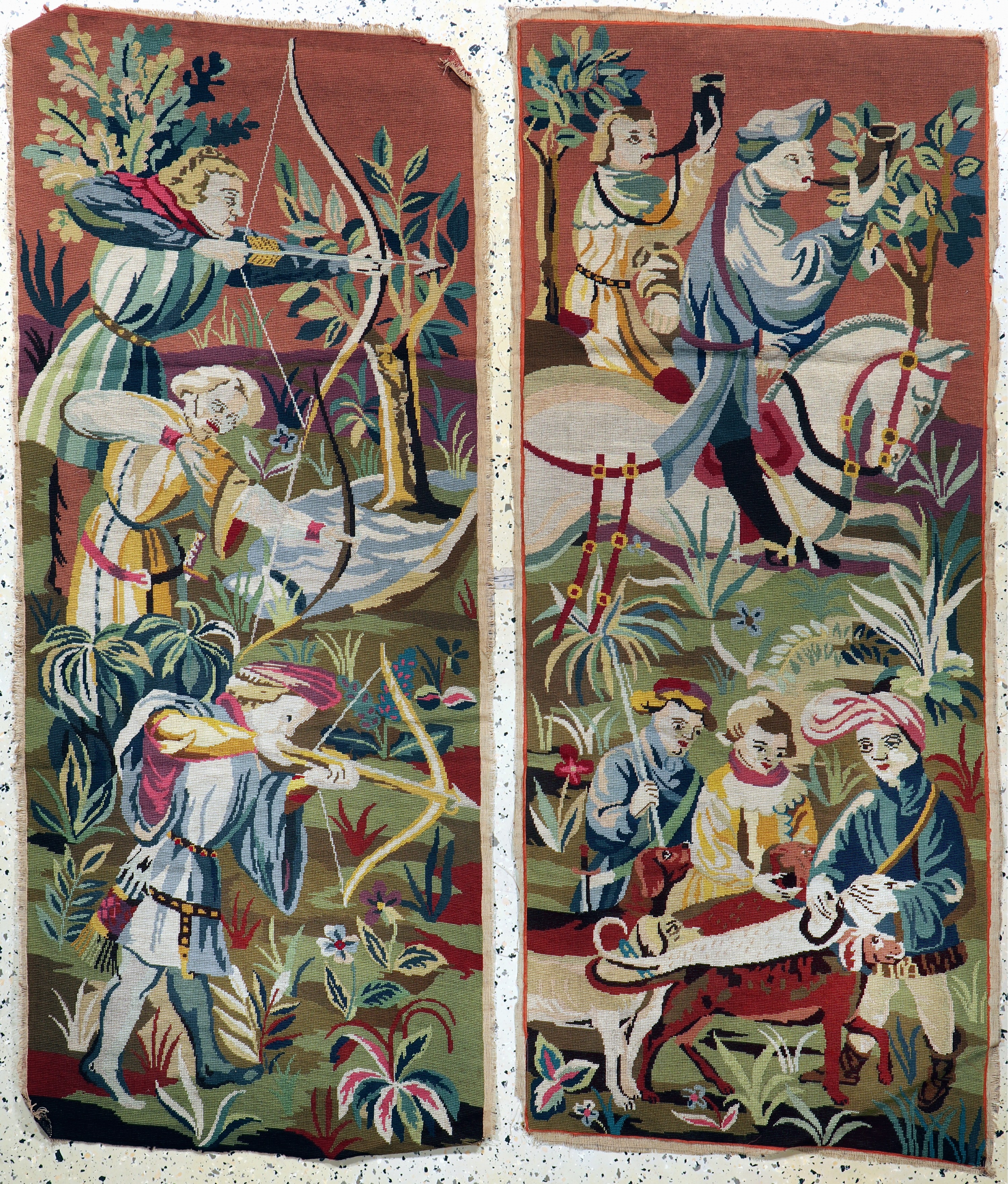 Image 27087740 - 2 lots of old tapestry, Europe, early 20th century, wool on wool, approx. 160 x 67 cm, ...