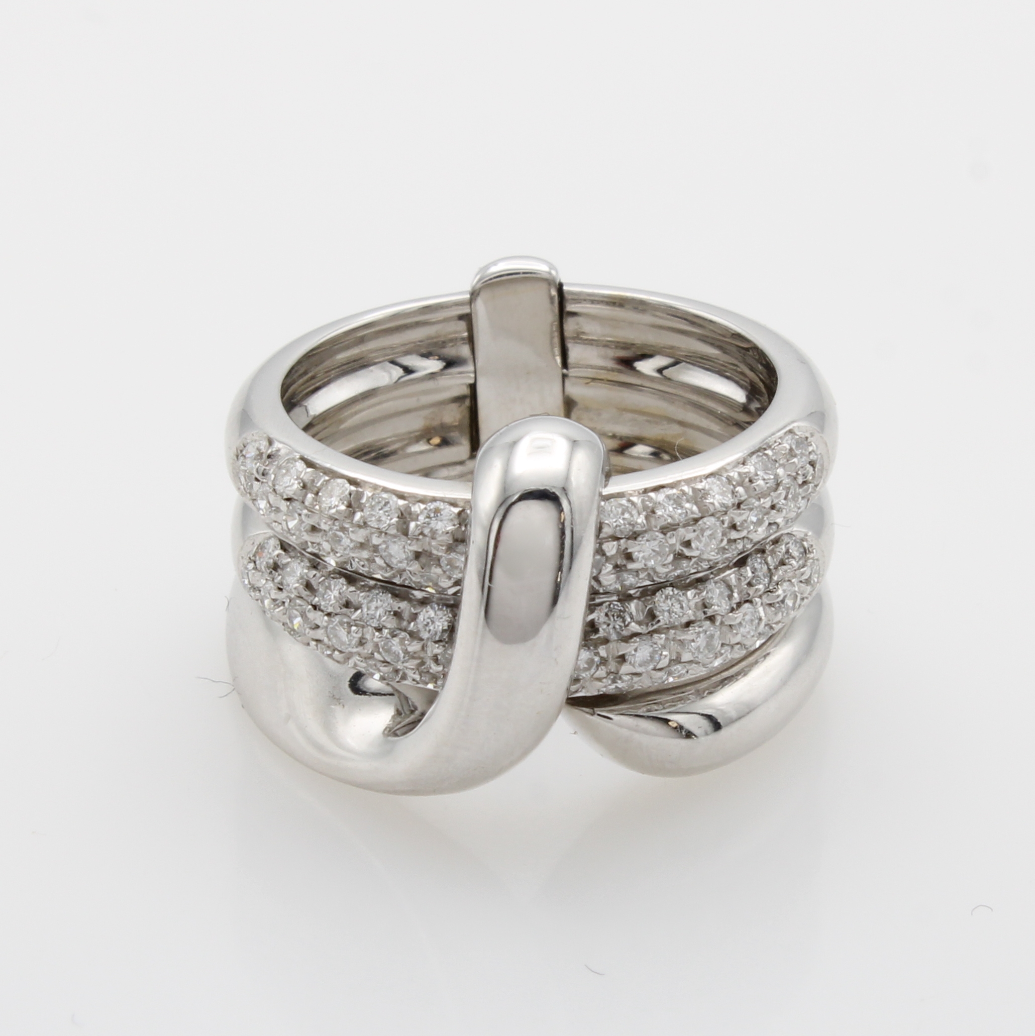 Image 27087785 - Ring mit Brillanten, WG 750/000, 3-rhg. gearb., 2 Schienen l. bewegl. z.T. bes. m. ...
