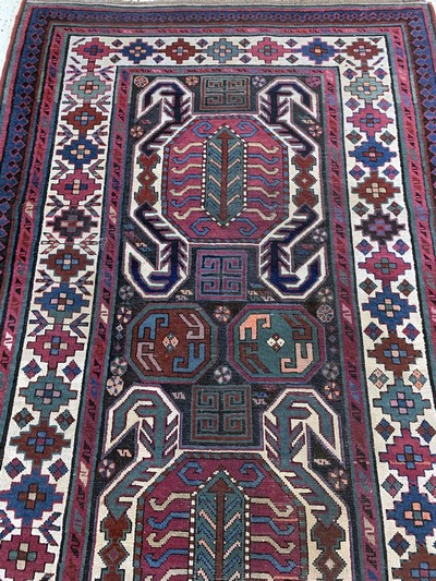 27087737d - ´Lenkoran´Kazak antik, Kaukasus, 19.Jhd, Wolle auf Wolle, ca. 270 x 115 cm, EHZ: 2-3, ...