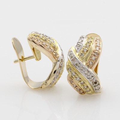 27087788a - Paar Steckcreolen mit Diamanten, GG/WG/RG 585/000, Diam. zus. ca. 0.66 ct Braun/si ...
