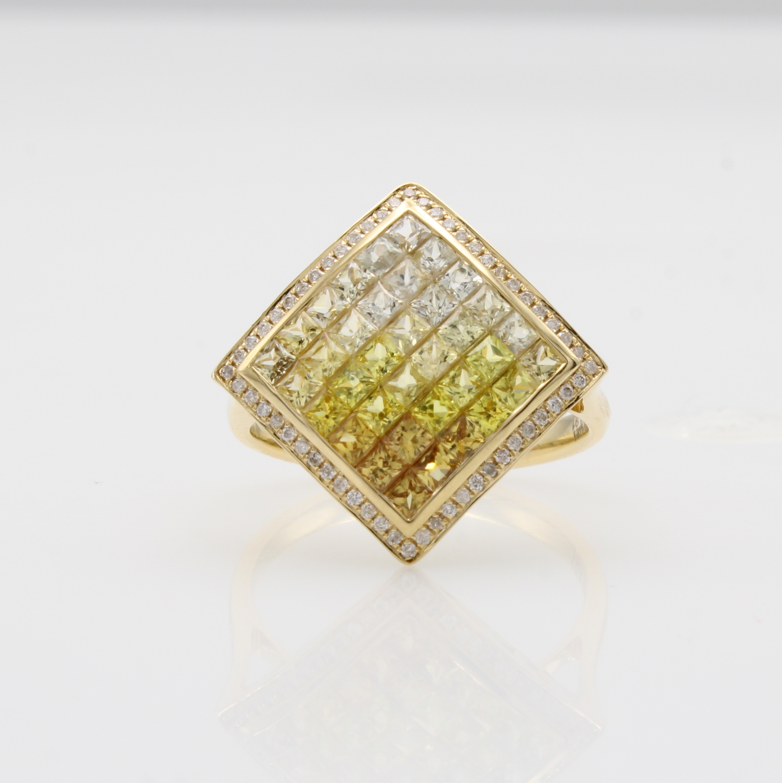 Image 27088558 - Ring mit Saphiren und Brillanten, GG 585/000, 36 Saphircarrées in versch. Farbnuancen ...