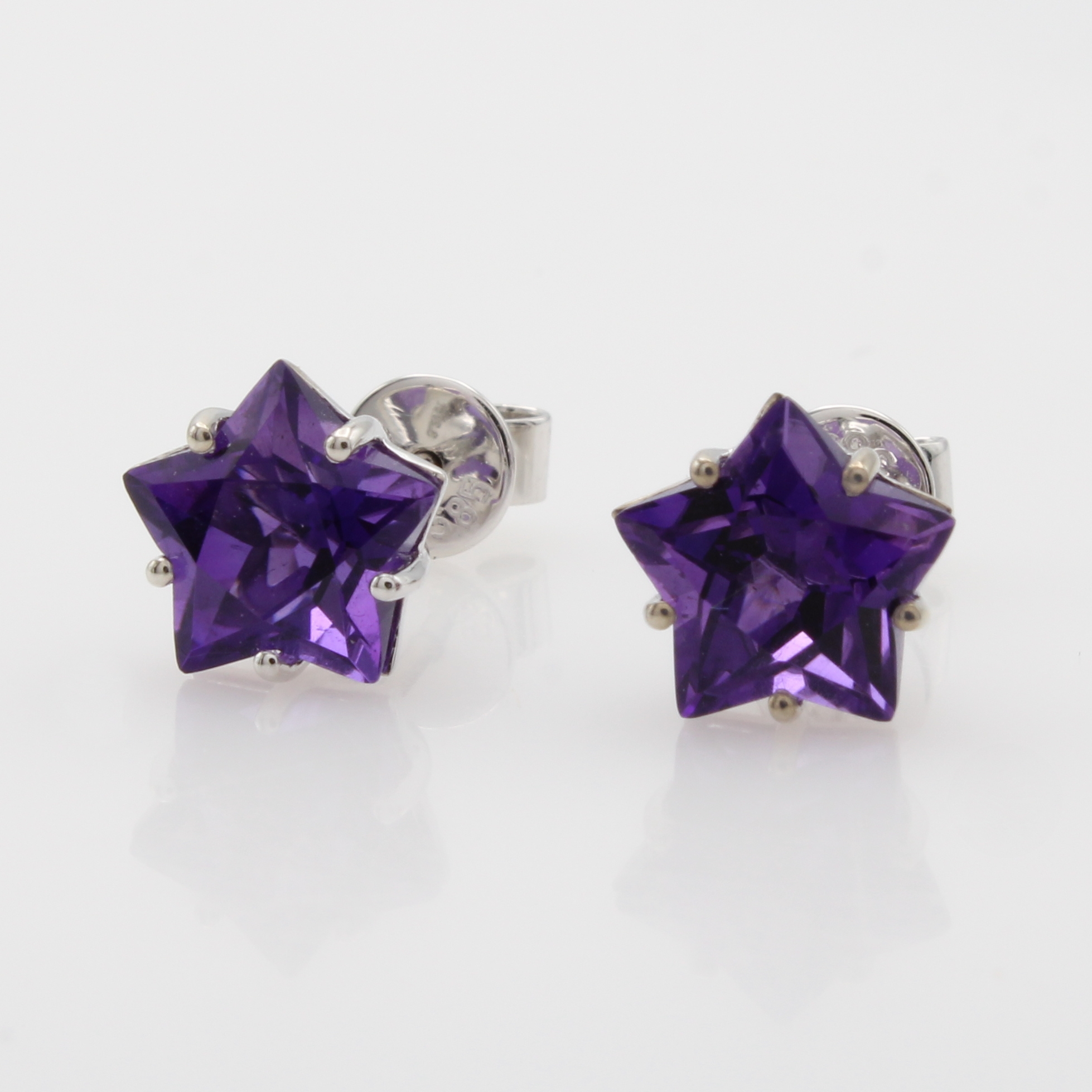 Image 27088577 - Paar Ohrstecker mit Amethysten, WG 585/000, Amethyste in Sternform Schätzpreis: 830, - ...