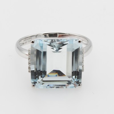 Image Ring mit Aquamarin und Brillanten, WG 585/ 000, Aquamarin ca. 7.65 ct, 10 Brill. seitl. ...
