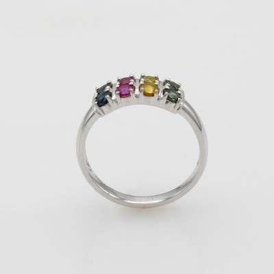 27088551a - Ring mit Saphiren, WG 750/000, 8 bunte Saphire zus. ca. 0.96 ct, RW ca. 55 Schätzpreis: ...