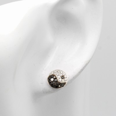 27088575a - Paar Ohrstecker ´Yin & Yang´ mit Diamanten und Brillanten, WG 750/000, 26 Diam. zus. ...
