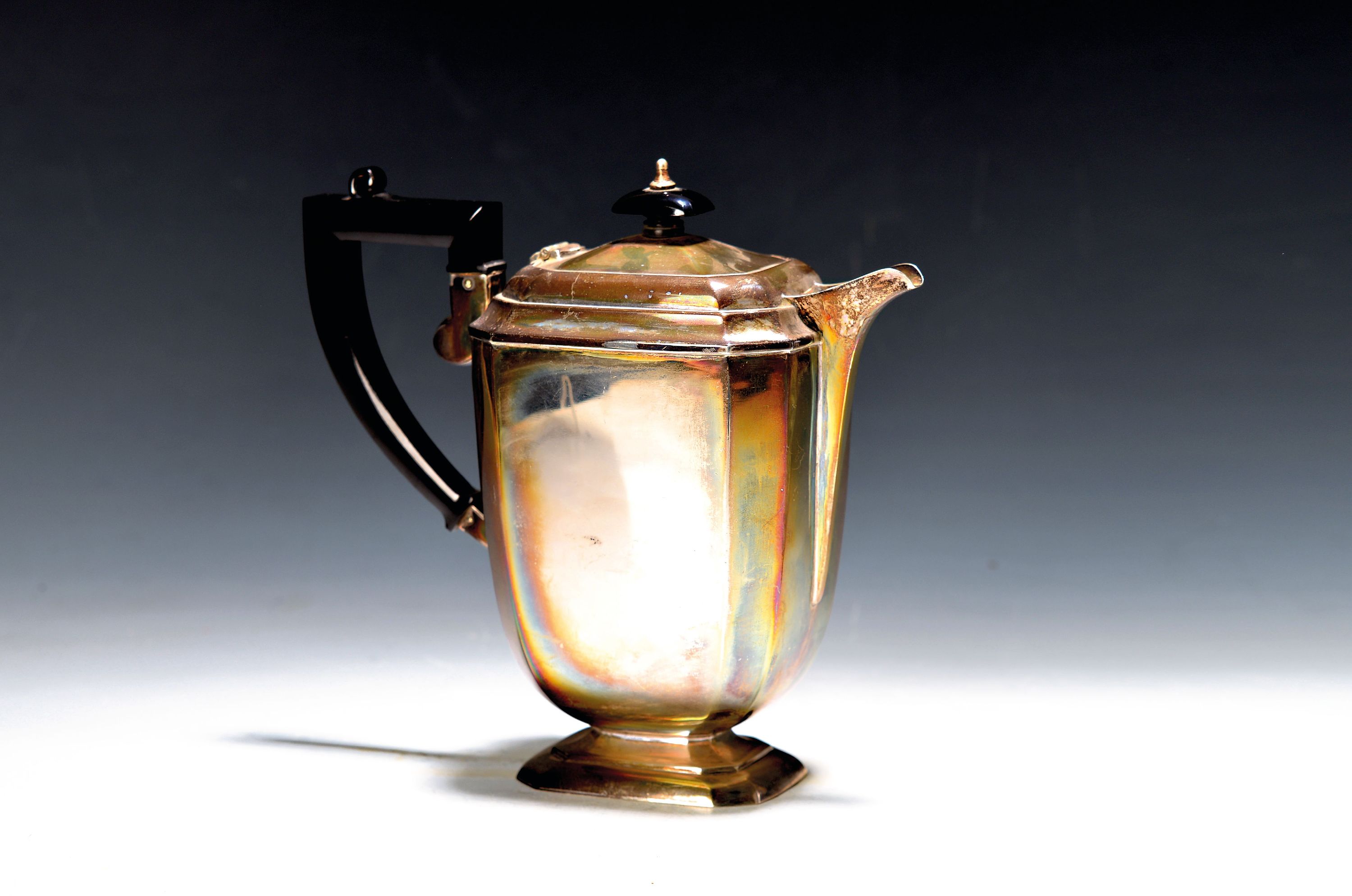 Image 27090565 - George V Kaffeekanne, A.L. Davenport Ltd, Birmingham, 1933, Silber, Deckelknauf und ...