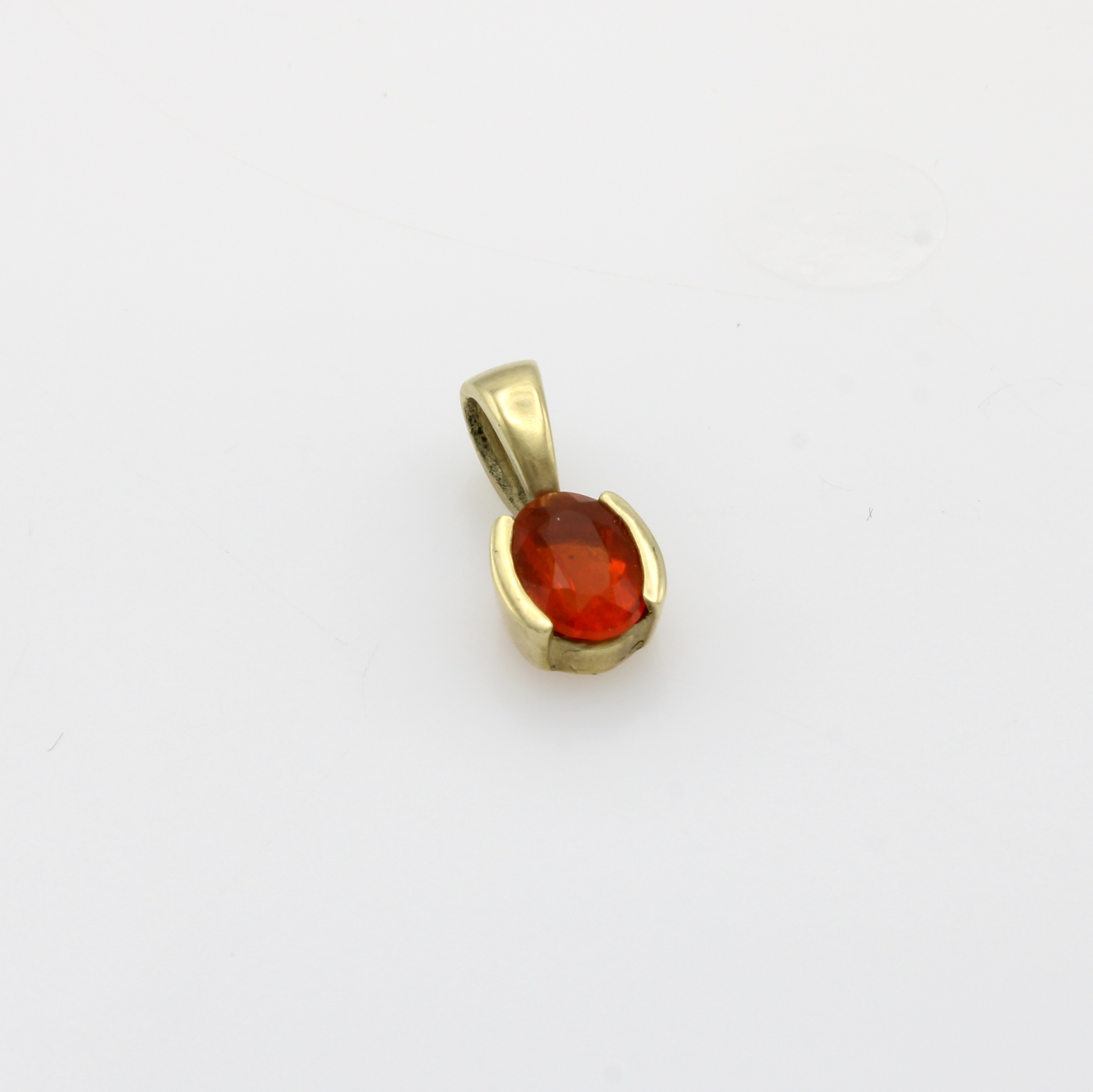Image 27091093 - Anhänger mit Feueropal, GG 585/000, ovaler Feueropal ca. 7x5 mm in Halbzarge gef. ...