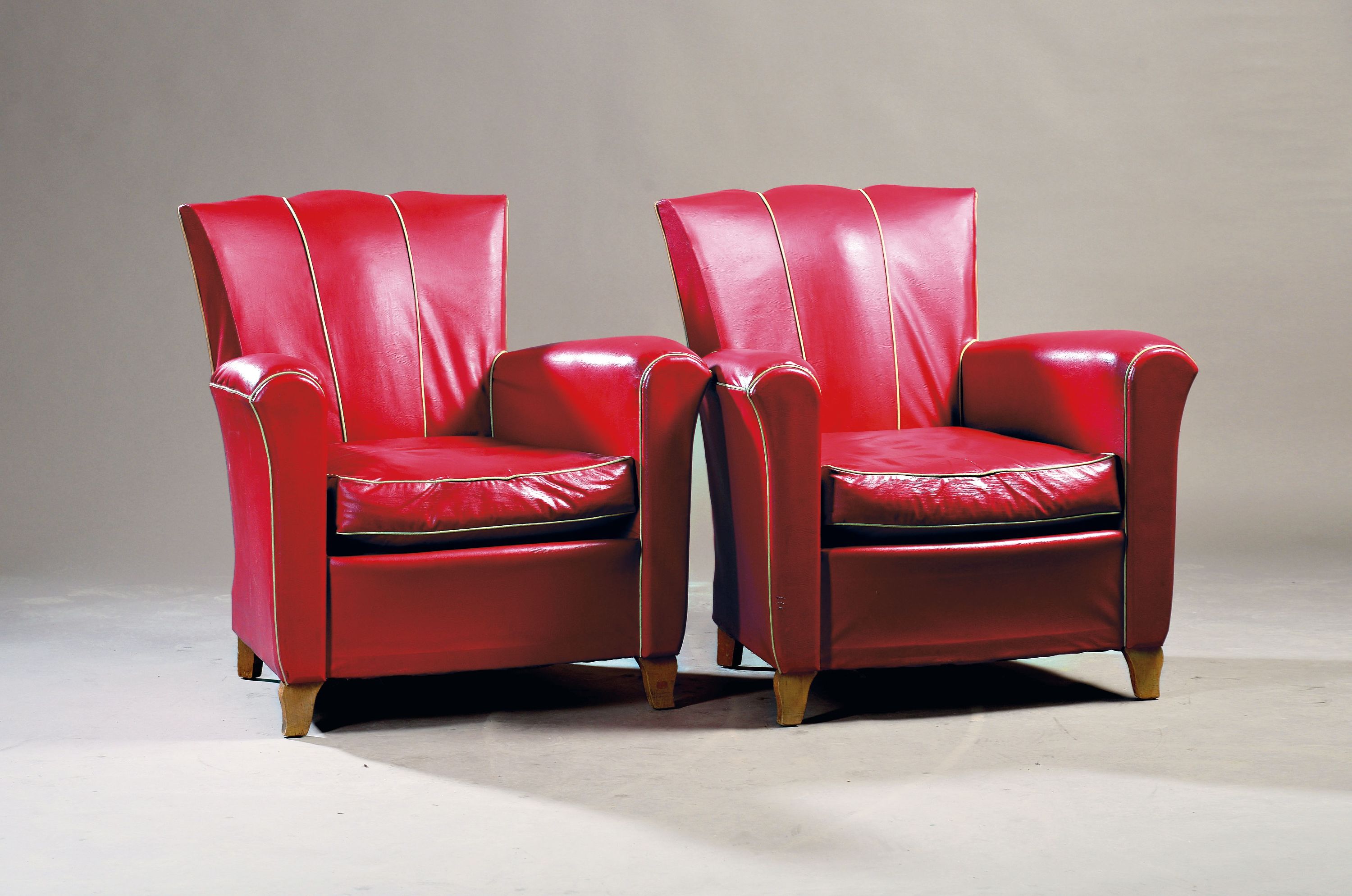 Image 27091356 - Paar Sessel, Art-Deco, um 1930, rotem Leder bezogen, ca. 79x75 cm, EZ 2