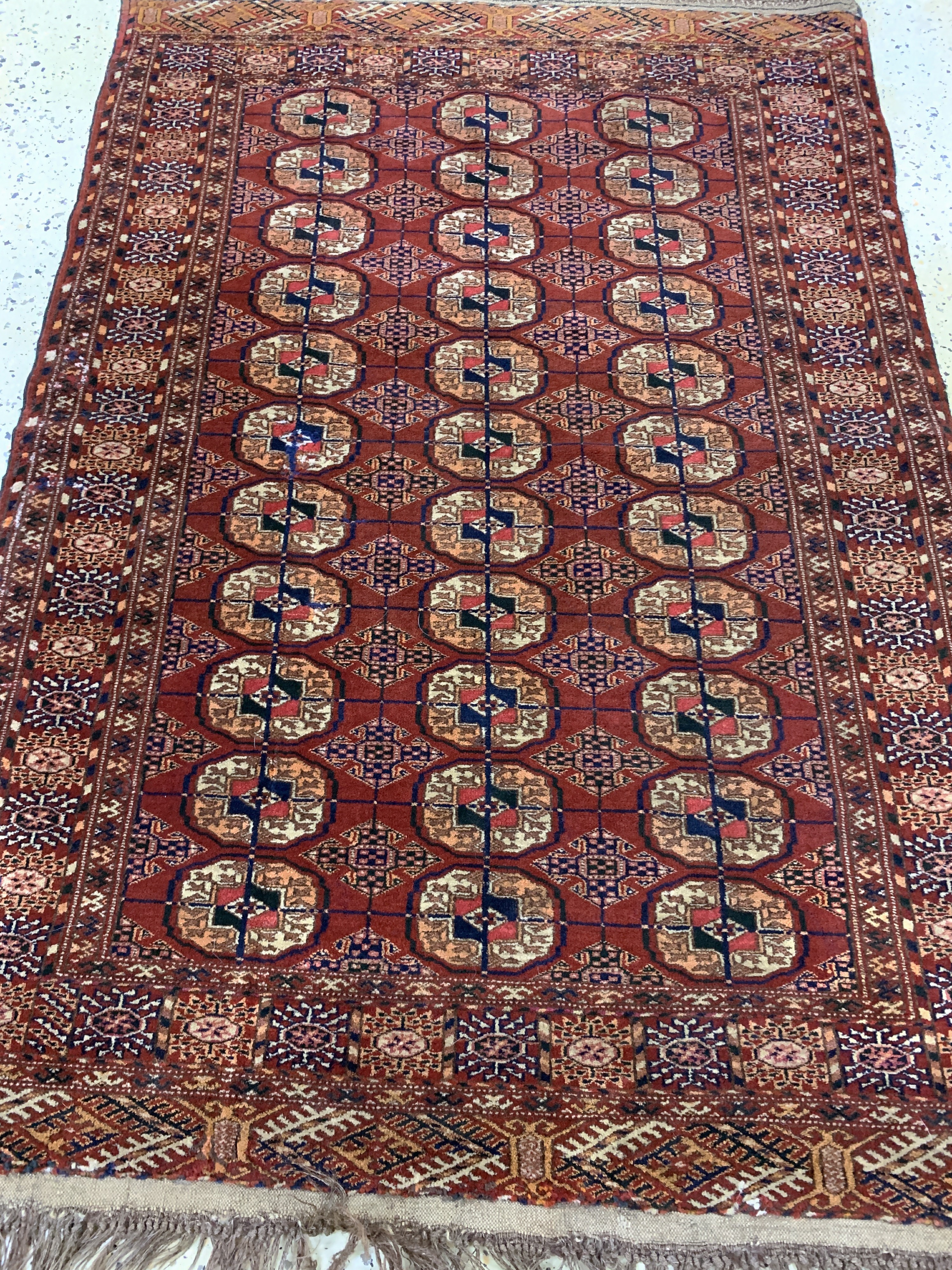 Detail d: Buchara alt, Turkmenistan, Anfang 20.Jhd, Wolle auf Wolle, ca. 155 x 110 cm, EHZ: 2(restauriert)