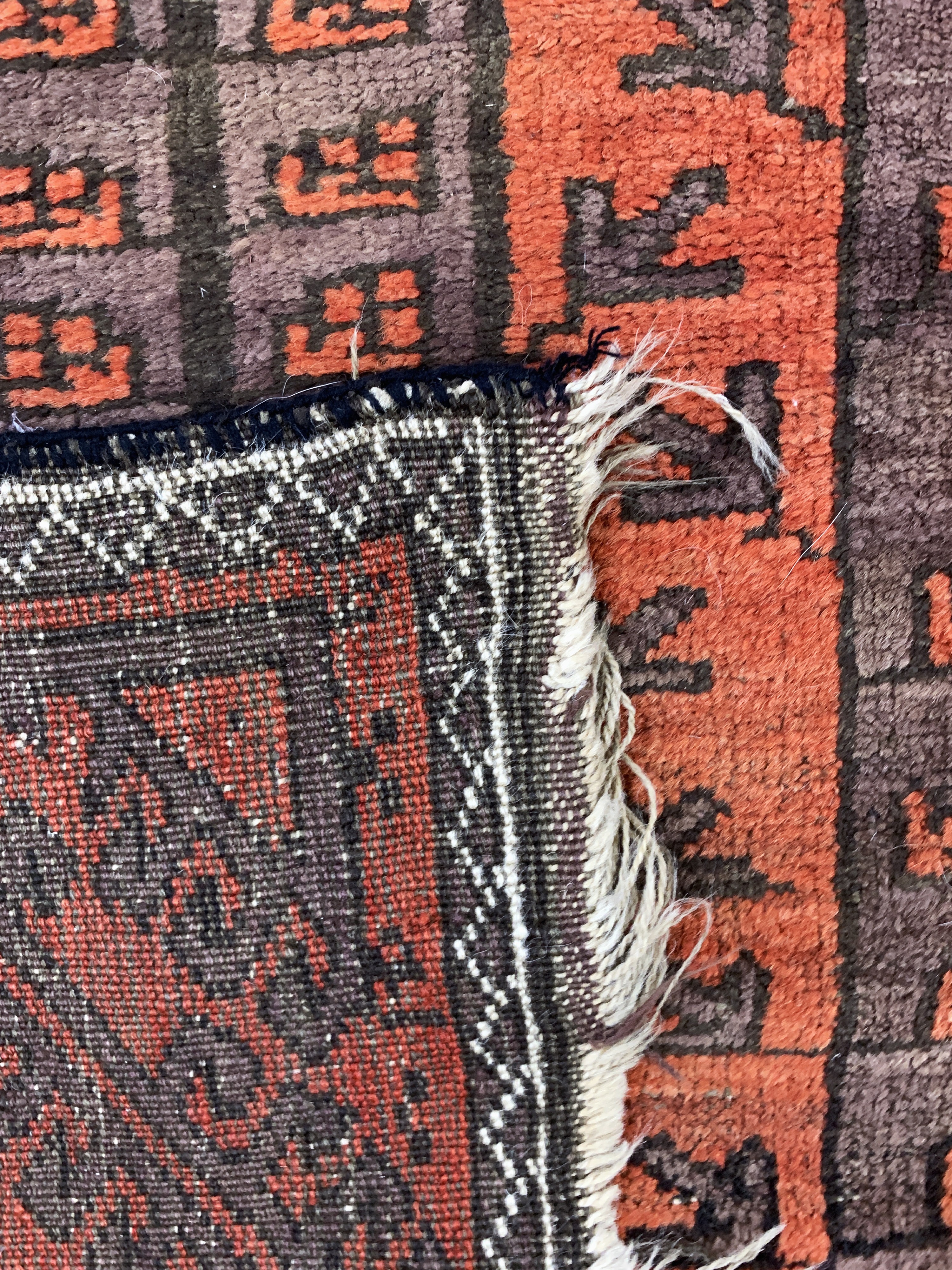 Detail e: Belutsch antik, Persien, 19.Jhd, Wolle auf Wolle, ca. 195 x 120 cm, EHZ: 3-4