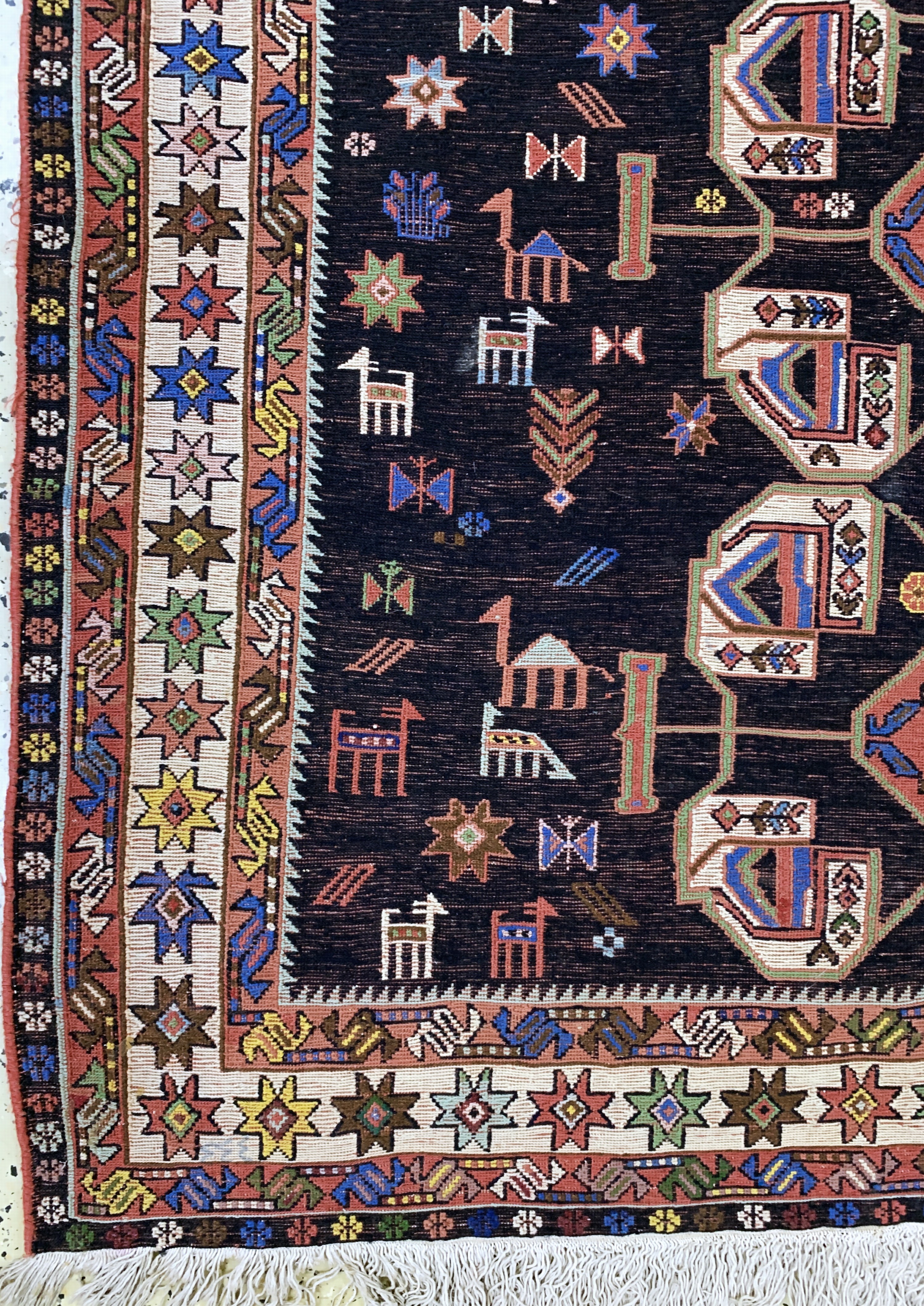 Detail b: Sumakh alt, Azerbaijan, Mitte 20.Jhd, Wolleauf Baumwolle, ca. 195 x 143 cm, EHZ: 2(restauriert)