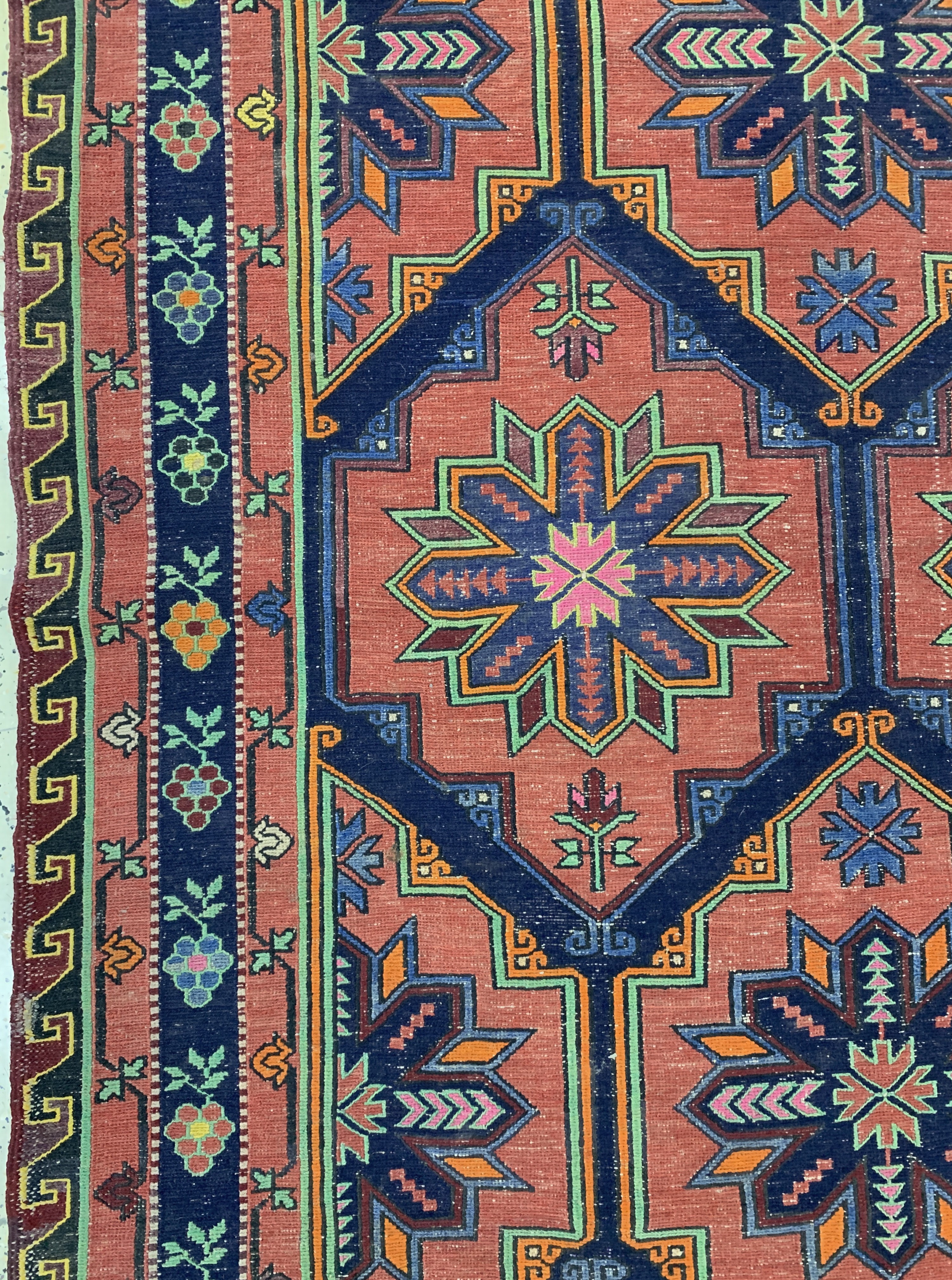 Detail c: Sumakh alt, Kaukasus, Mitte 20.Jhd, Wolle auf Wolle, ca. 310 x 165 cm, EHZ: 2
