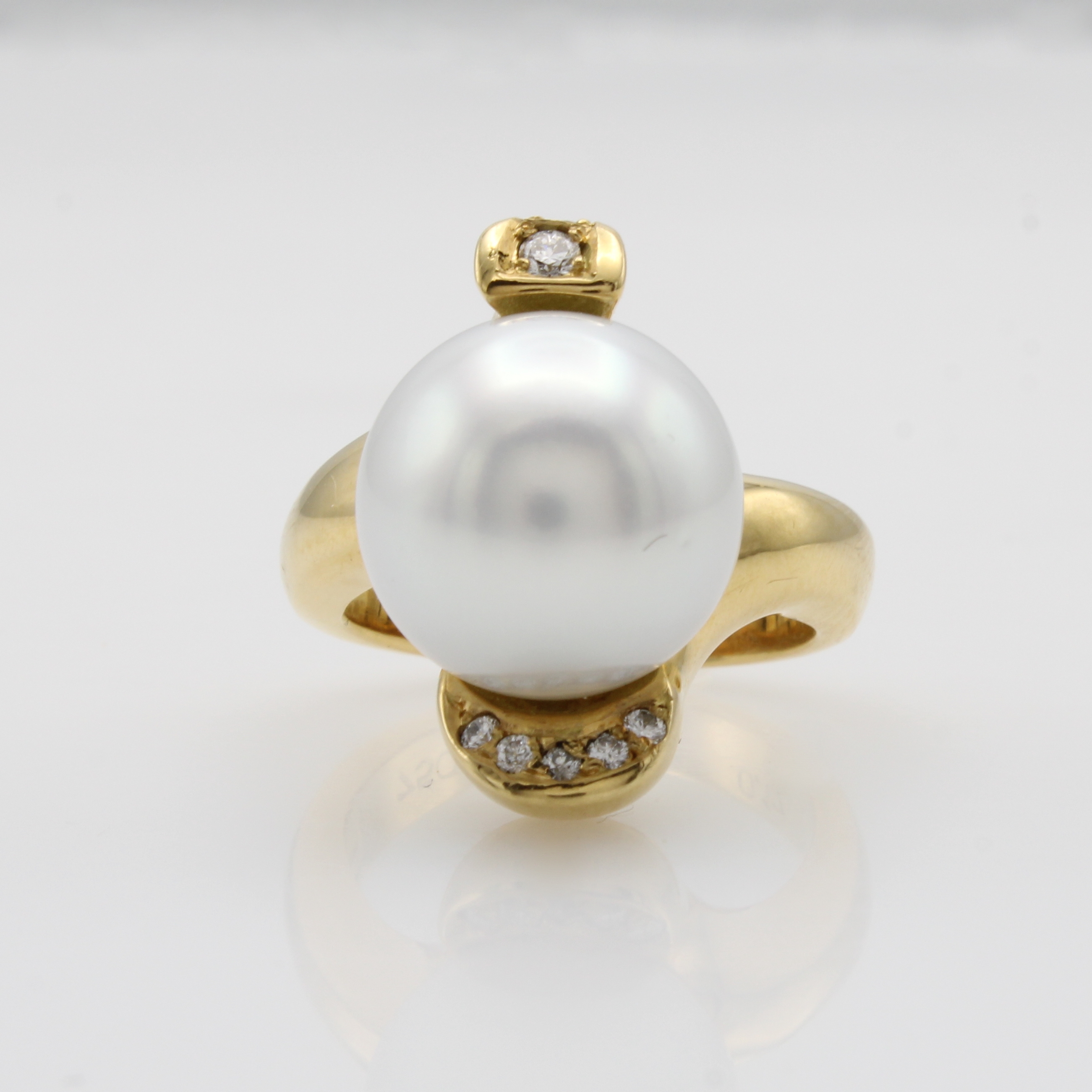 Image 27091457 - Ring mit Südseezuchtperle und Brillanten, GG 750/000, weiße Perle ca. 15 mm, Brill. ...