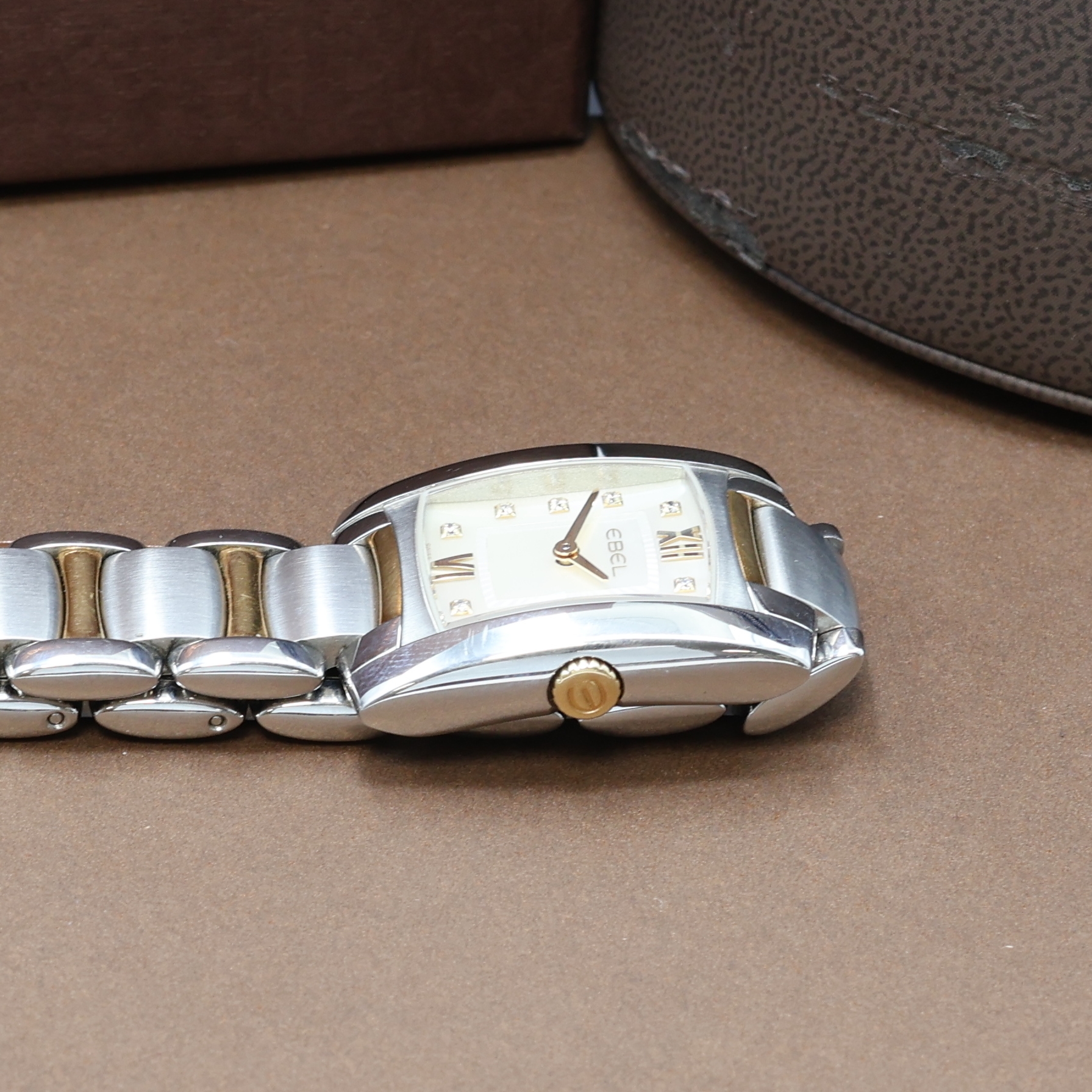 Detail c: EBEL Brasilia Damenarmbanduhr Referenz 1976M22, Schweiz um 2005, quarz, Edelstahlgeh. inkl. orig. Gliederband m. dopp. Faltschl., Boden 4-fach ...