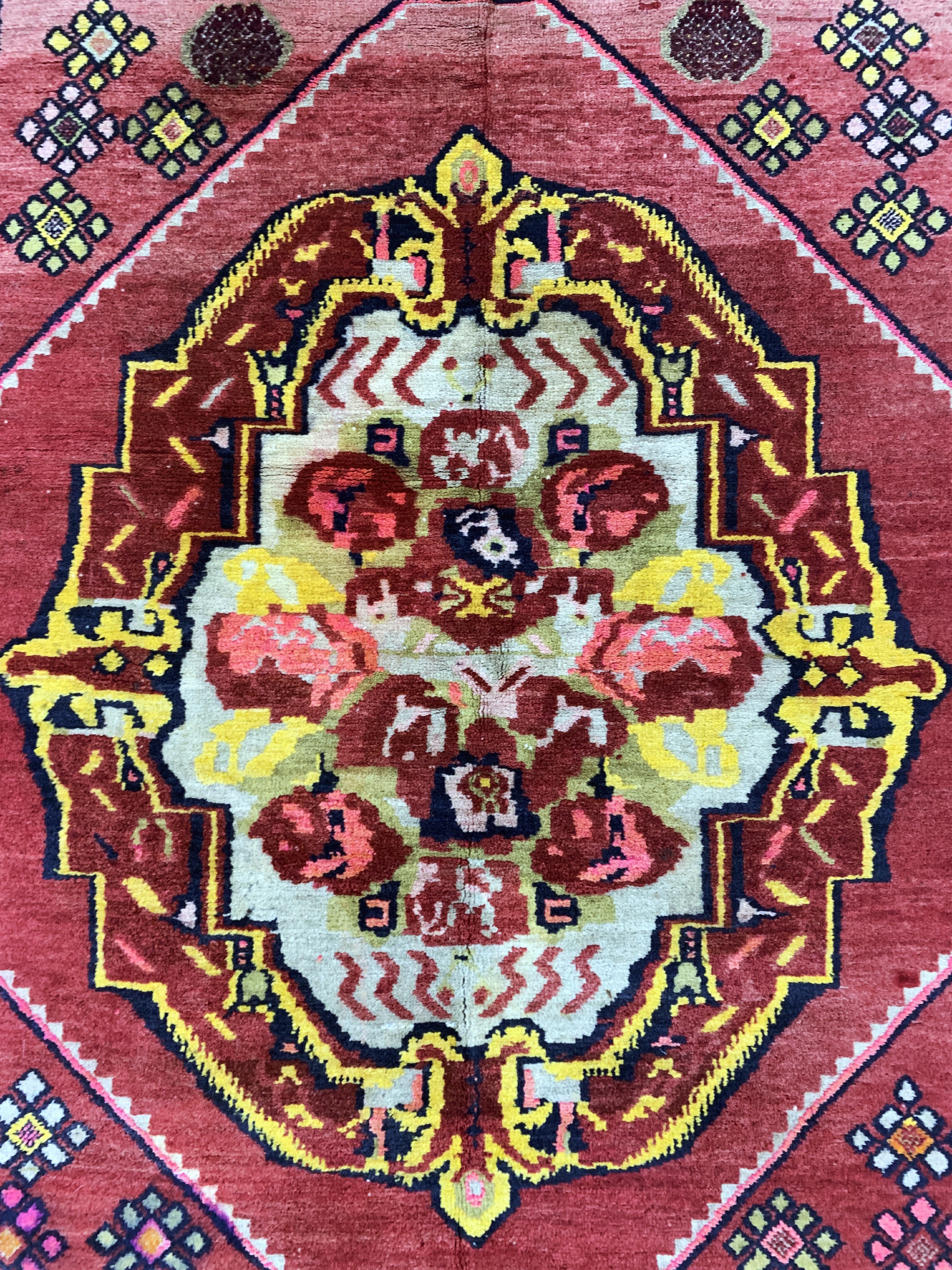 Detail c: Karabagh antik, Kaukasus, um 1900, Wolle auf Wolle, ca. 205 x 140 cm, EHZ: 2