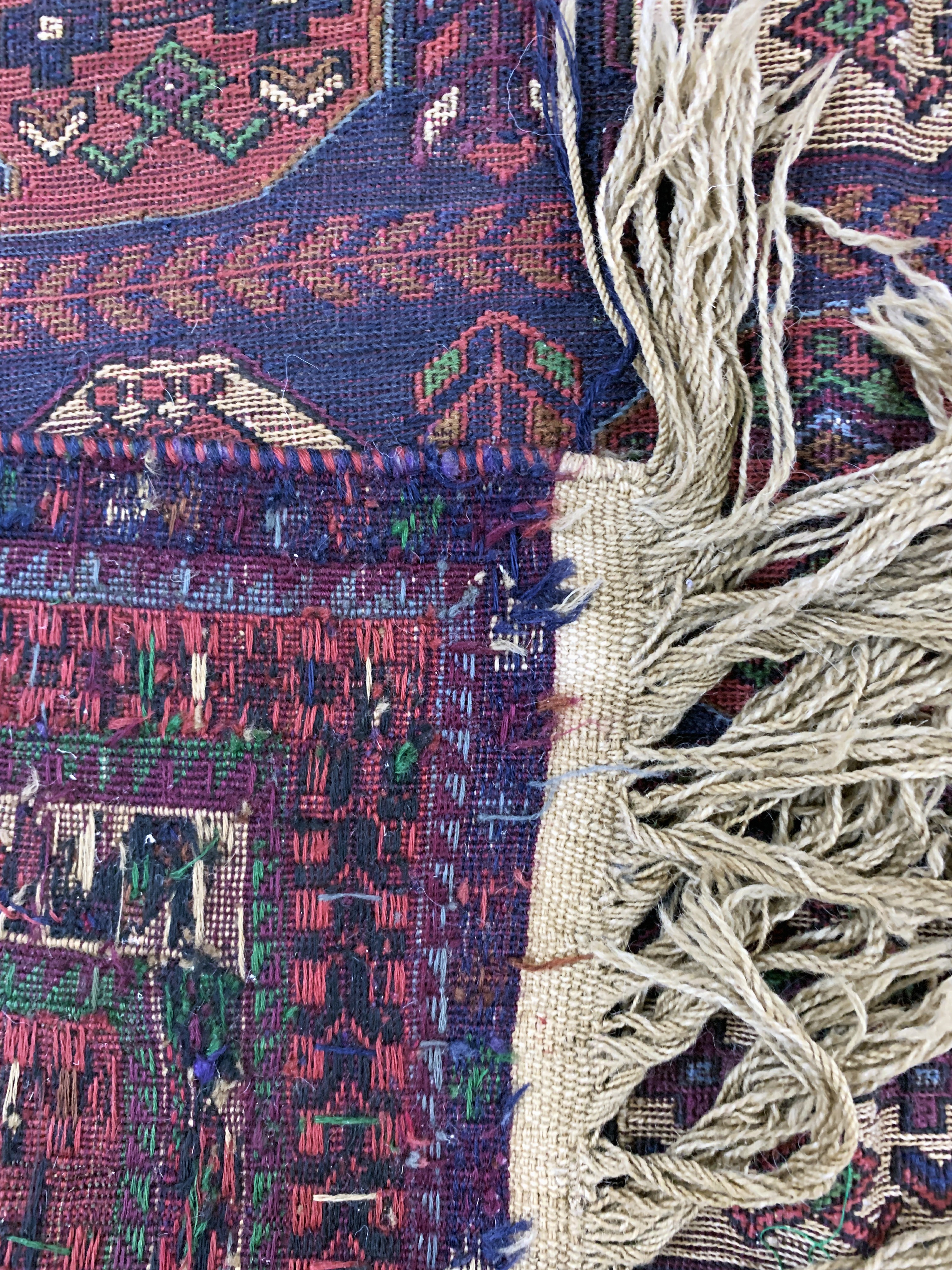 Detail e: Sumakh, Azerbaijan, Ende 20.Jhd, Wolle auf Wolle, ca. 185 x 125 cm, EHZ: 2