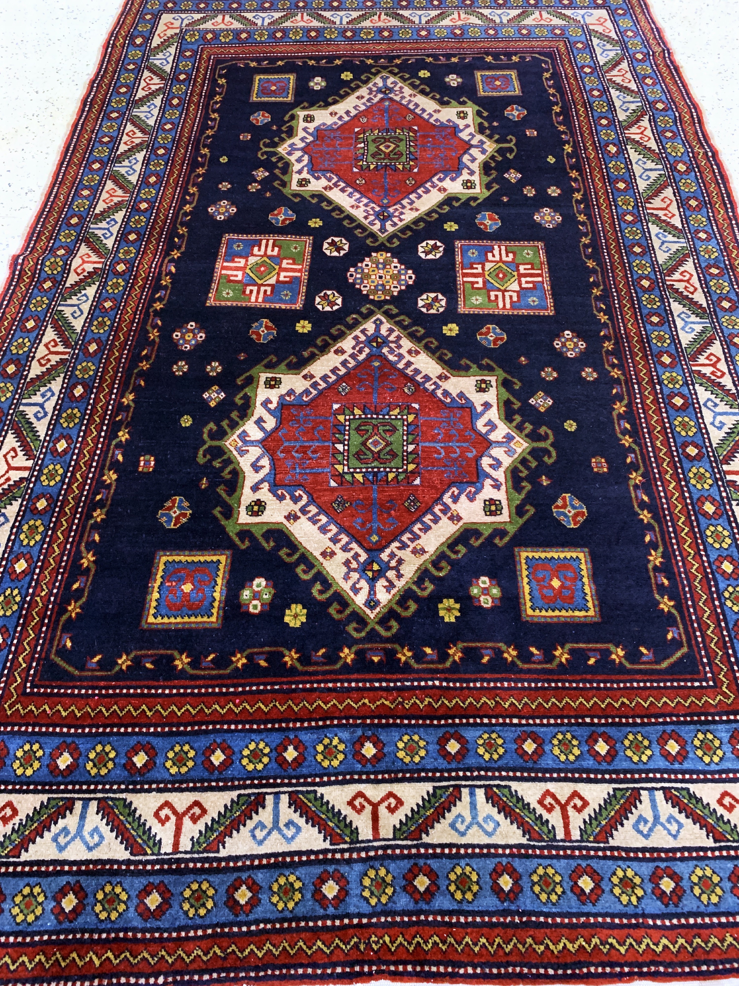 Detail f: Eriwan alt, Rußland, Mitte 20.Jhd, Wolle auf Baumwolle, ca. 275 x 175 cm, EHZ: 3