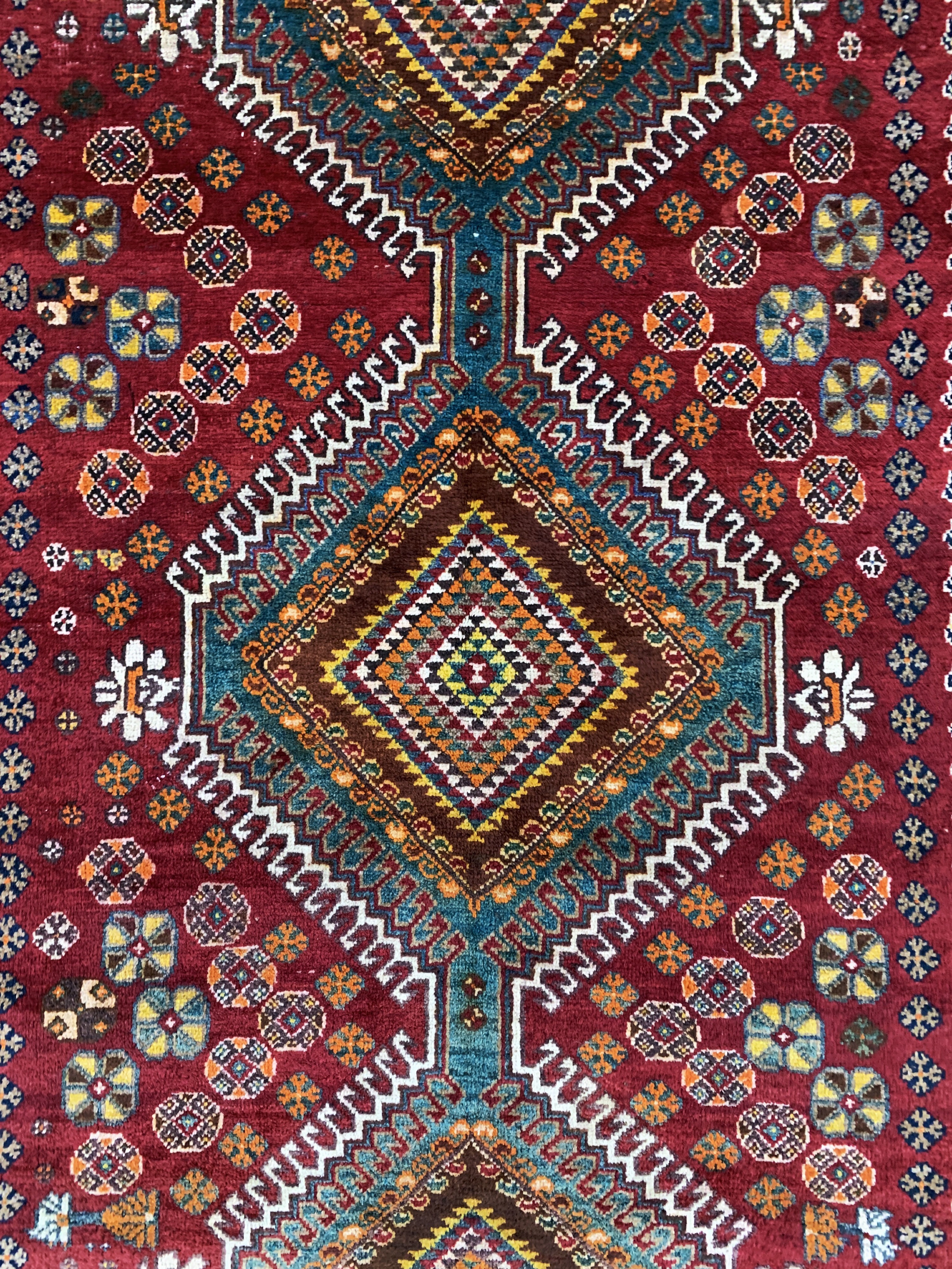 Detail c: Ghaschgai alt, Persien, Anfang 20.Jhd, Wolle auf Wolle, ca. 265 x 155 cm, EHZ: 2