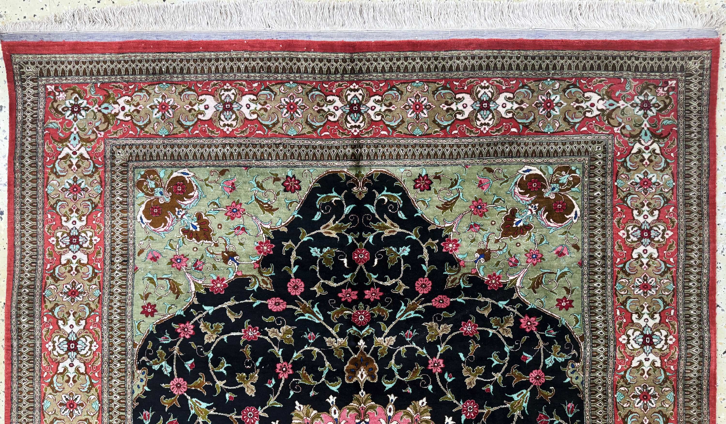 Detail a: Ghom Seide fein, Persien, Ende 20.Jhd, reine Naturseide, ca. 200 x 140 cm, ca. 1,0 Mio. Kn/qm, EHZ: 1-2