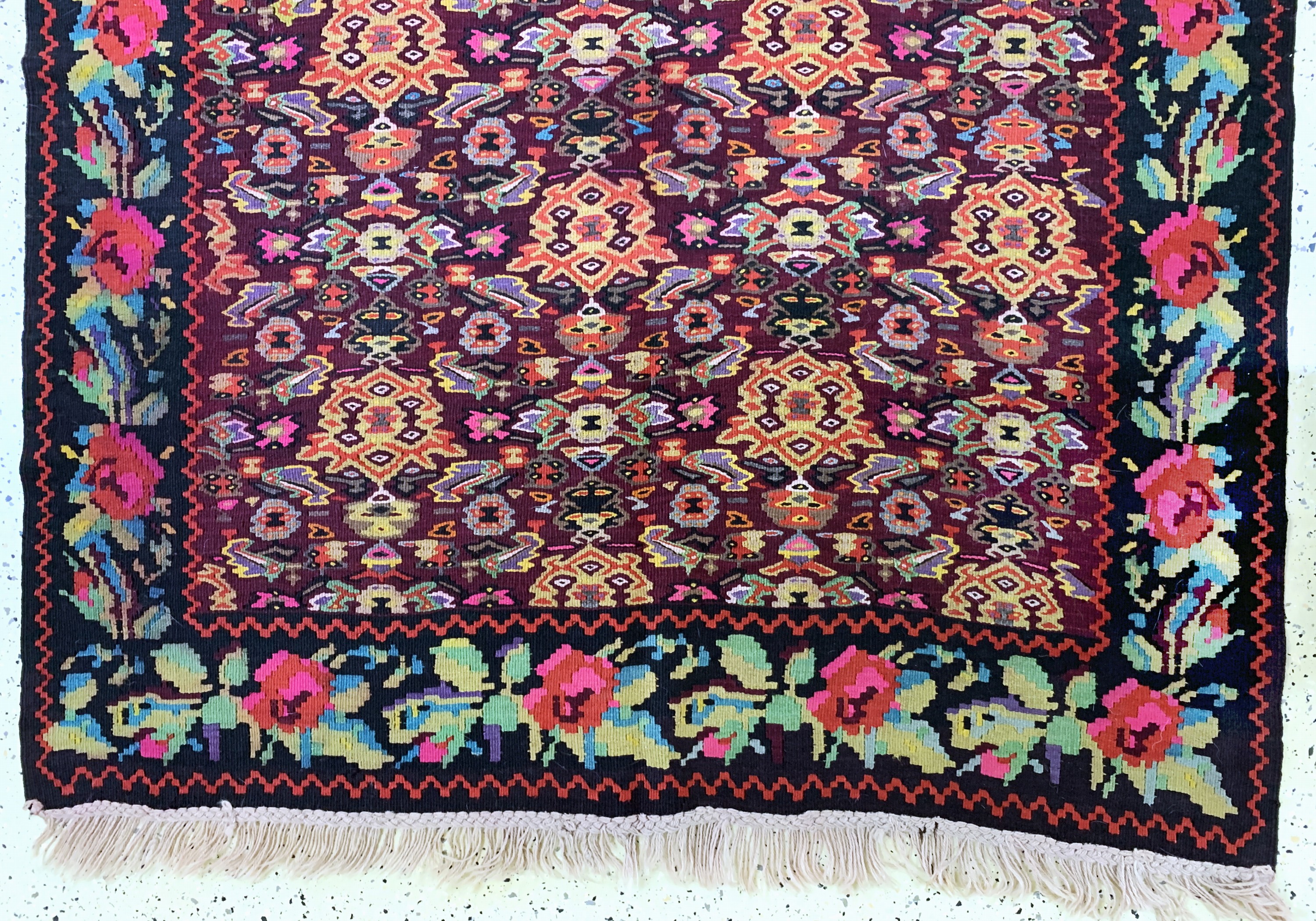 Detail d: Karabagh Kelim alt, Kaukasus, Anfang 20.Jhd, Wolle auf Wolle, ca. 370 x 150 cm, EHZ: 2