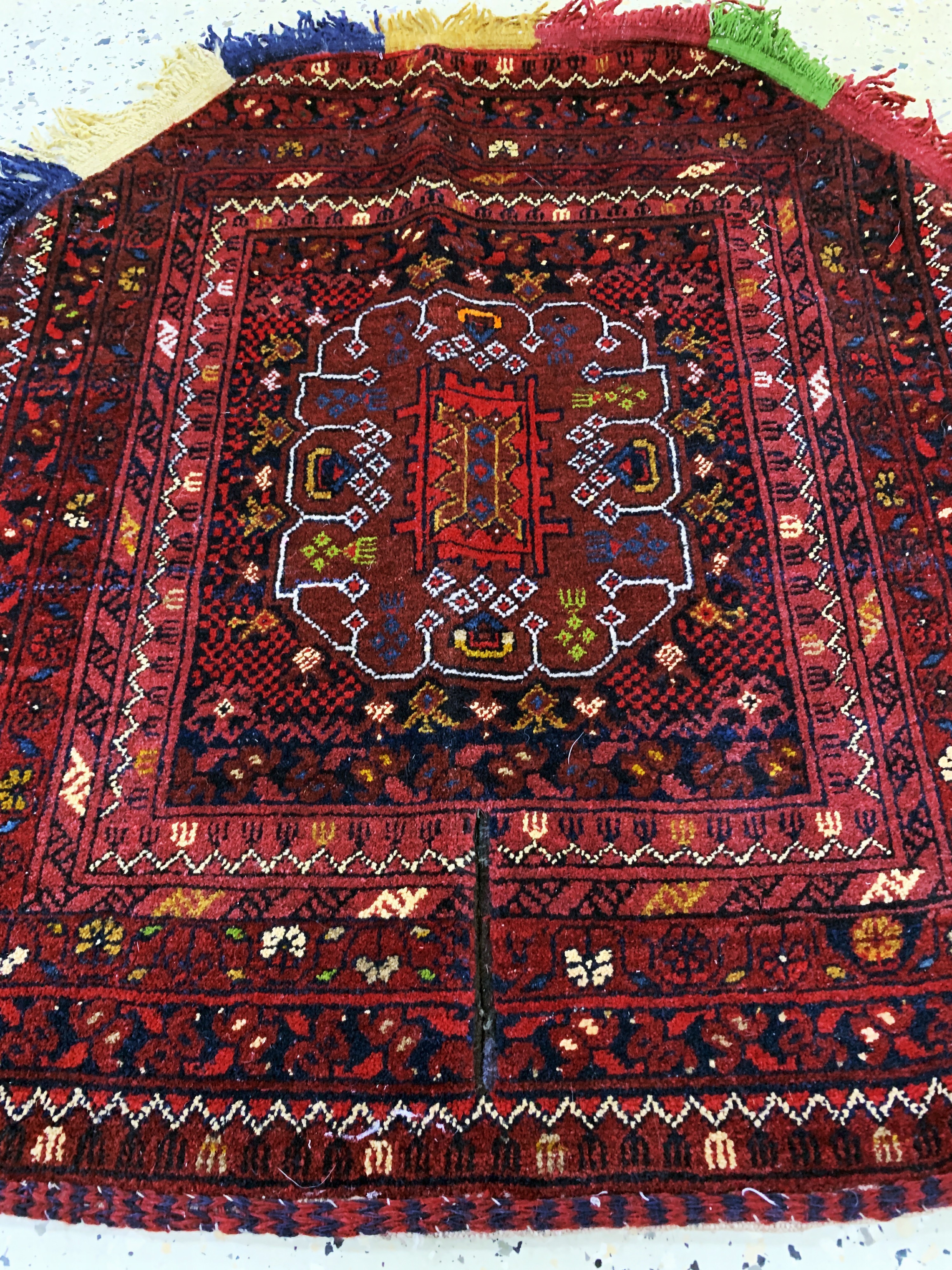 Detail d: Sattelauflage alt, Afghanistan, Mitte 20.Jhd, Wolle auf Wolle, ca. 80 x 80 cm, EHZ: 2