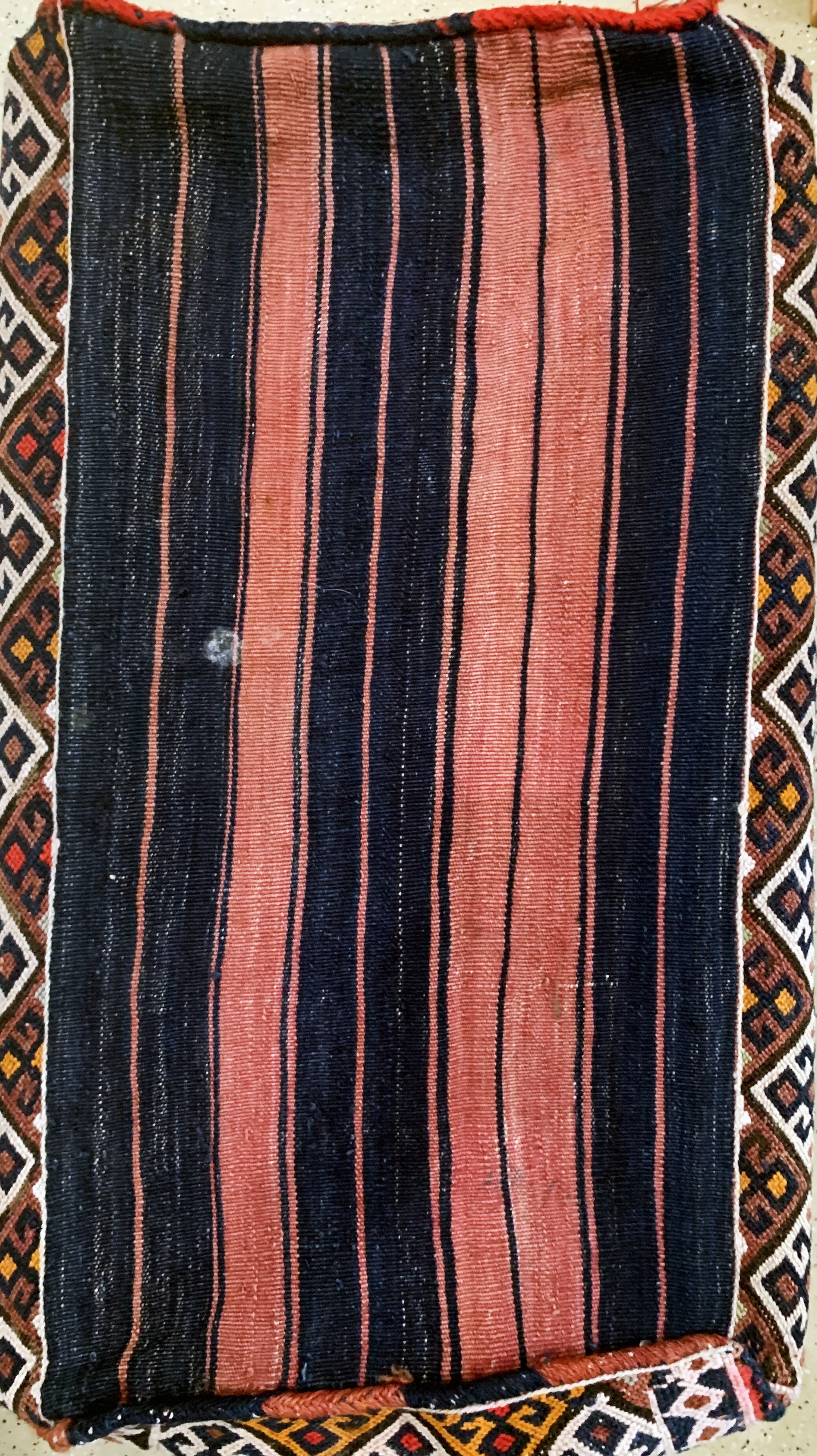 Detail d: Mafrasch alt, Türkei, Anfang 20.Jhd, Wolle auf Wolle, ca. 80 x 68 X 37 cm, EHZ: 2
