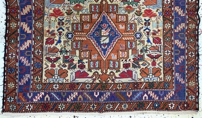 27091434c - Sumakh, Azerbaijan, Ende 20.Jhd, Wolle auf Baumwolle, ca. 195 x 120 cm, EHZ: 2 ...
