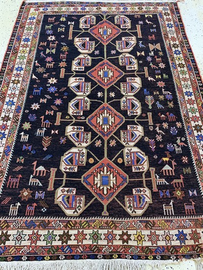 27091444e - Sumakh alt, Azerbaijan, Mitte 20.Jhd, Wolleauf Baumwolle, ca. 195 x 143 cm, EHZ: ...