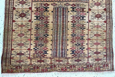 27091447b - Mauri old, Afghanistan, mid-20th century, woolon wool, approx. 190 x 145 cm, condition: ...