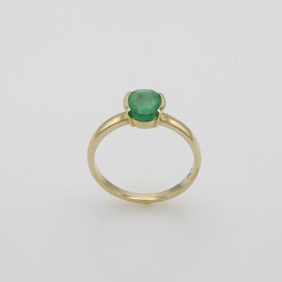27091456a - Ring mit Smaragd, GG 585/000, ovaler Smaragd in Halbzarge gef. ca. 1.24 ct, RW ca. 56 ...