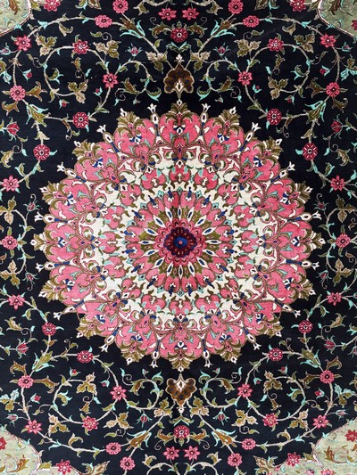 27091480d - Ghom Seide fein, Persien, Ende 20.Jhd, reine Naturseide, ca. 200 x 140 cm, ca. 1,0 Mio. ...