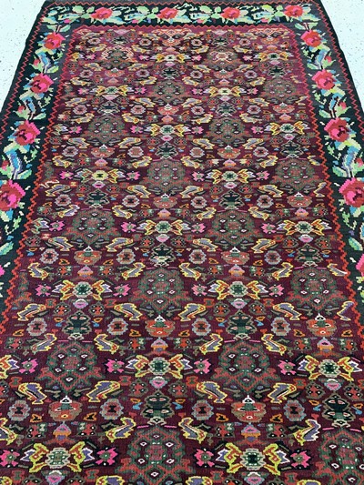 27091484e - Karabagh Kelim alt, Kaukasus, Anfang 20.Jhd, Wolle auf Wolle, ca. 370 x 150 cm, EHZ: 2 ...
