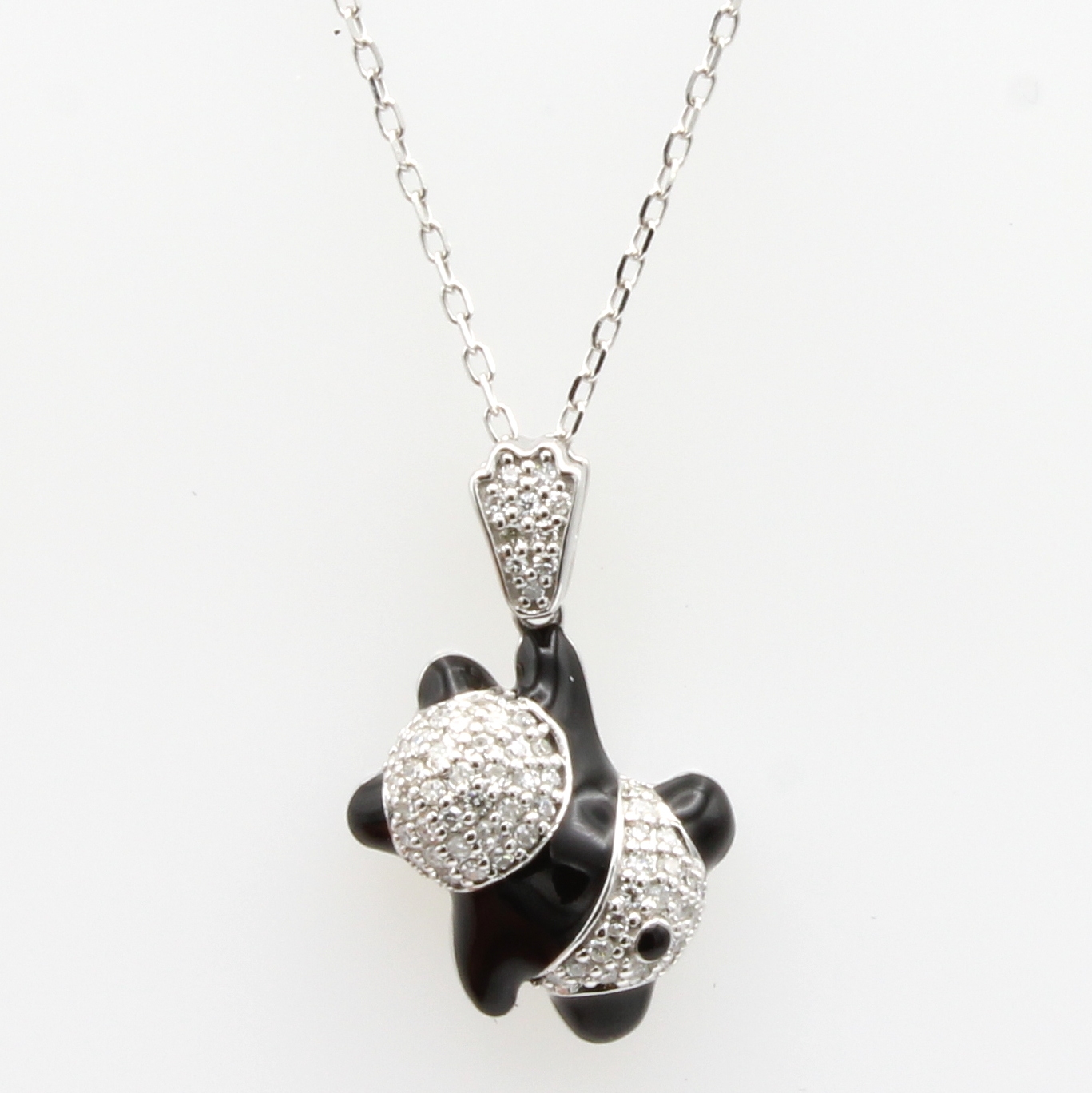 Image 27091544 - Anhänger ´Panda´ mit Brillanten an Kette, WG585/000, 67 Brill. zus. ca. 0.17 ct ...