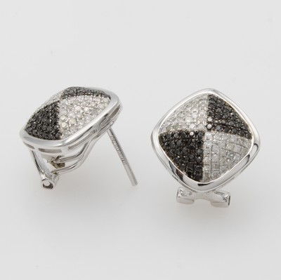 27091520a - Paar Ohrstecker mit Diamanten und Brillanten, WG 750/000, 100 Diam. zus. ca. 0.33 ct ...