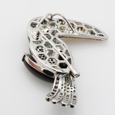 27091539a - Anhänger/Brosche ´Tukan´ mit Farbsteinen und Diamanten, WG 750/000, 2 Onyxe zus. ca. ...