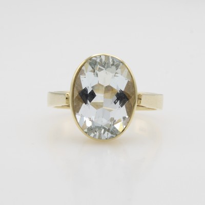 Image Ring mit Aquamarin, GG 585/000, ovaler Aquam. in Zargenfassung ca. 5.4 ct, RW ca. 58.5 ...