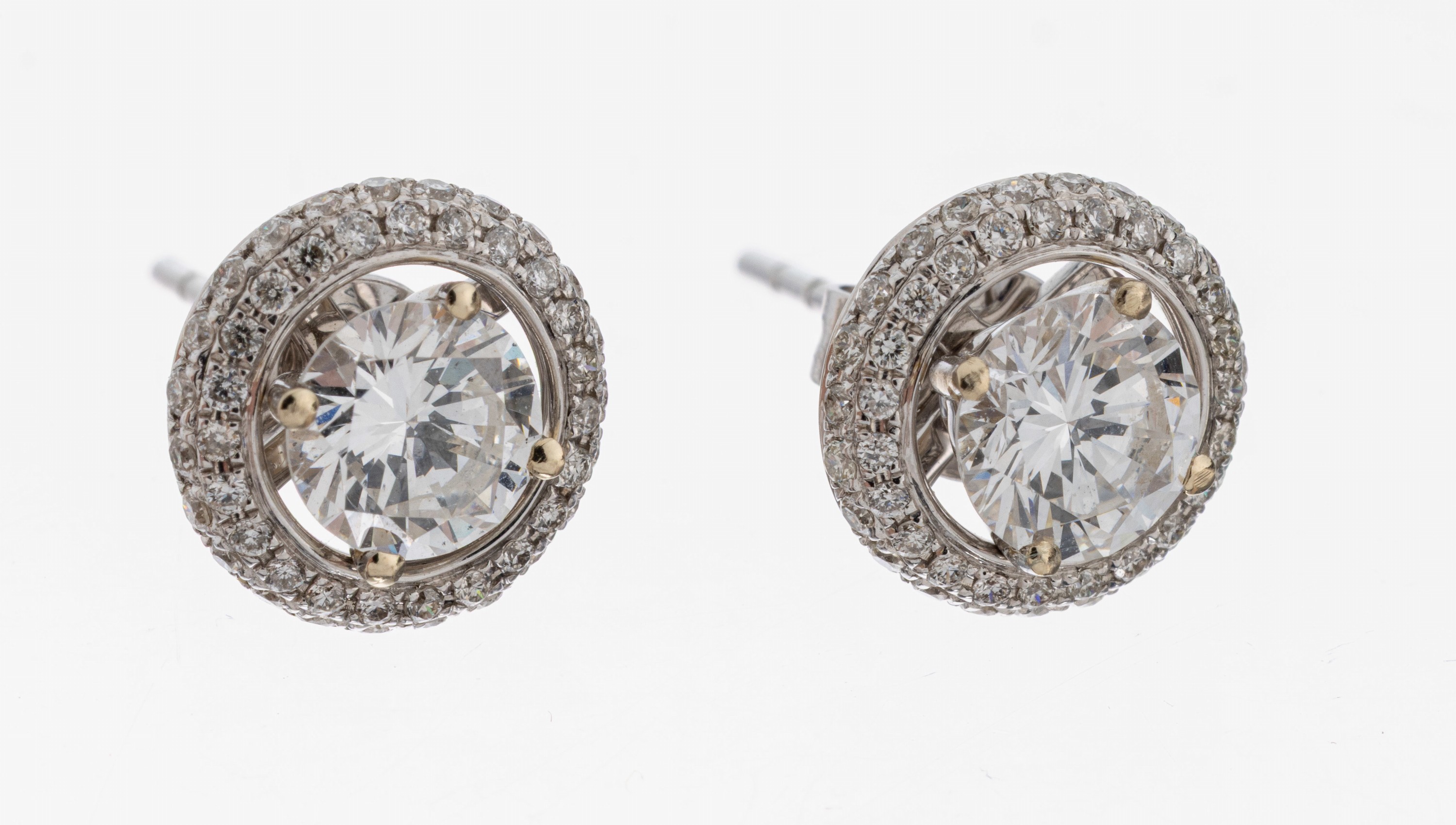Image 27092663 - Paar 18 kt Gold Brillant-Ohrstecker, WG 750/000, 2 Brillanten zus. ca. 1.20 ct feines ...