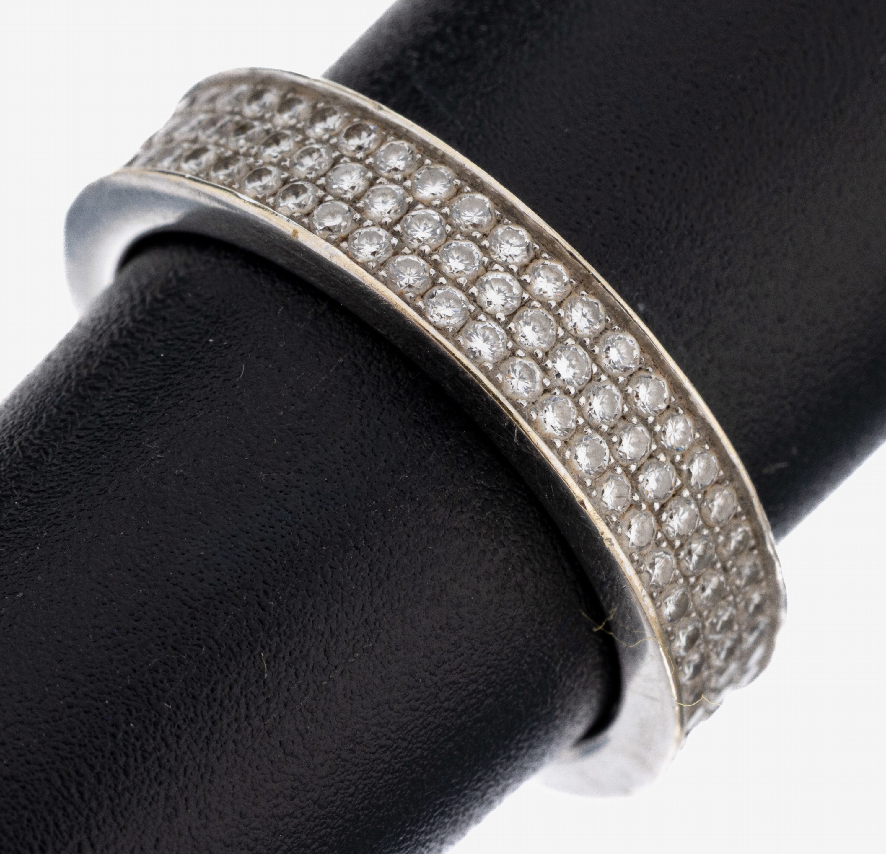 Image 27092675 - 18 kt Gold Brillant-Ring, WG 750/000, Brillanten zus. ca. 1.50 ct Weiß/si, RW 54, ...