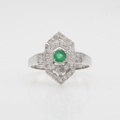 Image Ring mit Smaragd und Brillanten, WG 585/000, sechseckiger Ringkopf, runder Smaragd, ...