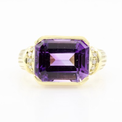Image Ring mit Amethyst und Diamanten, GG 585/000, achteckiger Amethyst, Diam. zus. ca. 0.05 ...