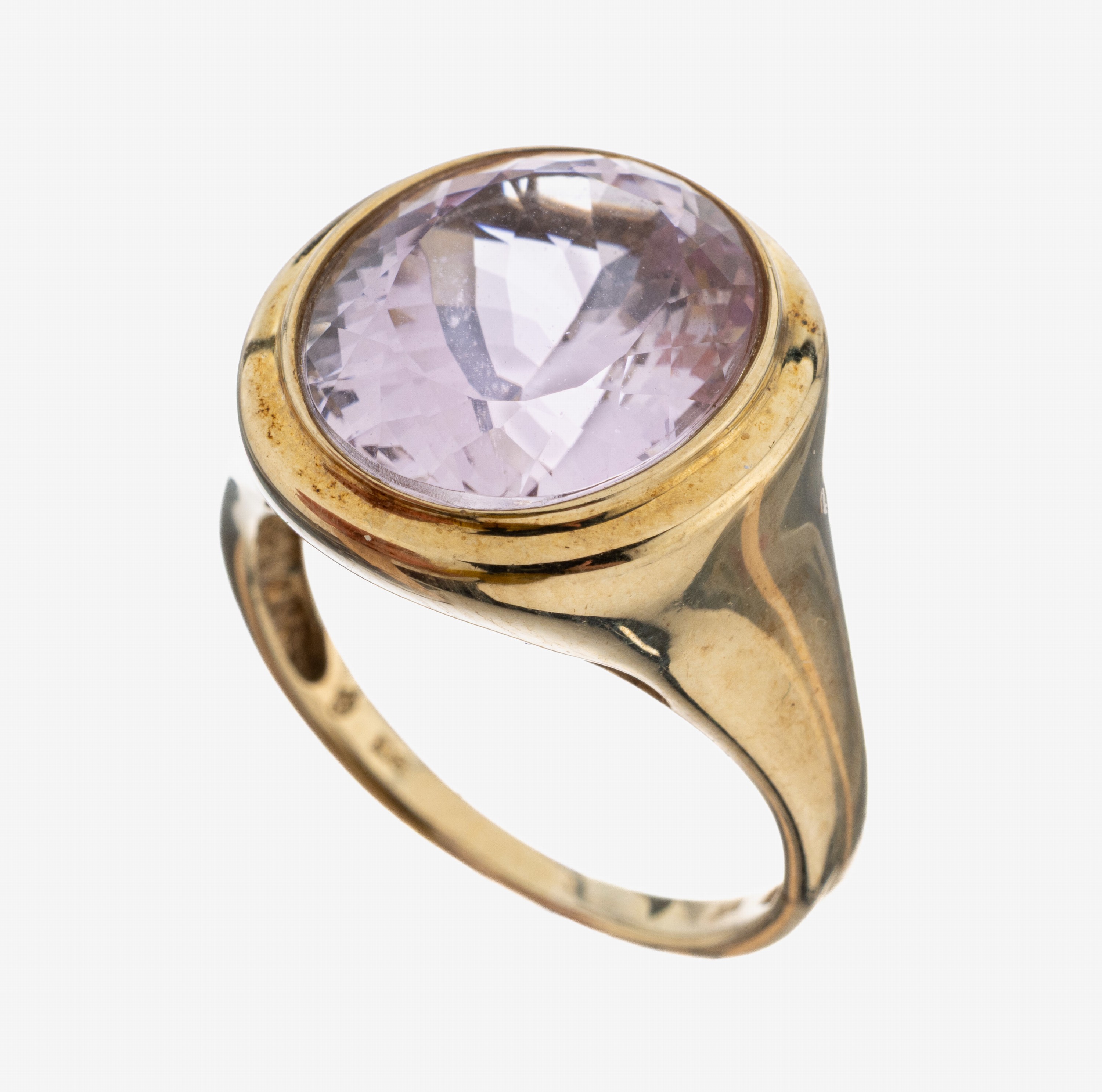 Image 27092737 - 9 kt Gold Morganit-Ring, GG 375/000, ovalfacett. Morganit ca. 8.50 ct, RW 56, ca. 6.4 g