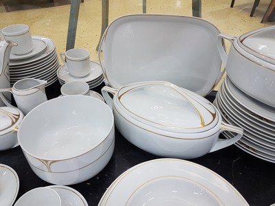 27092739b - Kaffee- und Speiseservice, Rosenthal, Donatello, Porzellan, Goldstaffage, Kaffeekanne, ...