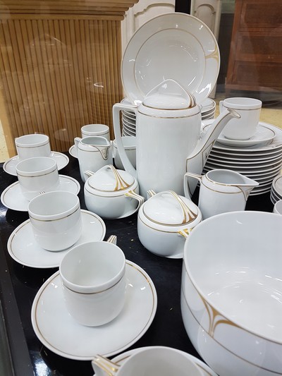 27092739c - Kaffee- und Speiseservice, Rosenthal, Donatello, Porzellan, Goldstaffage, Kaffeekanne, ...