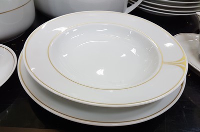 27092739k - Kaffee- und Speiseservice, Rosenthal, Donatello, Porzellan, Goldstaffage, Kaffeekanne, ...