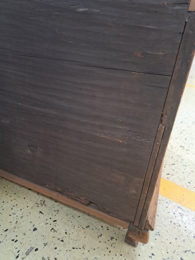 27093225v - Chest of drawers, baroque, around 1760, solid oak, orig. brass fittings, orig. box locks, ...