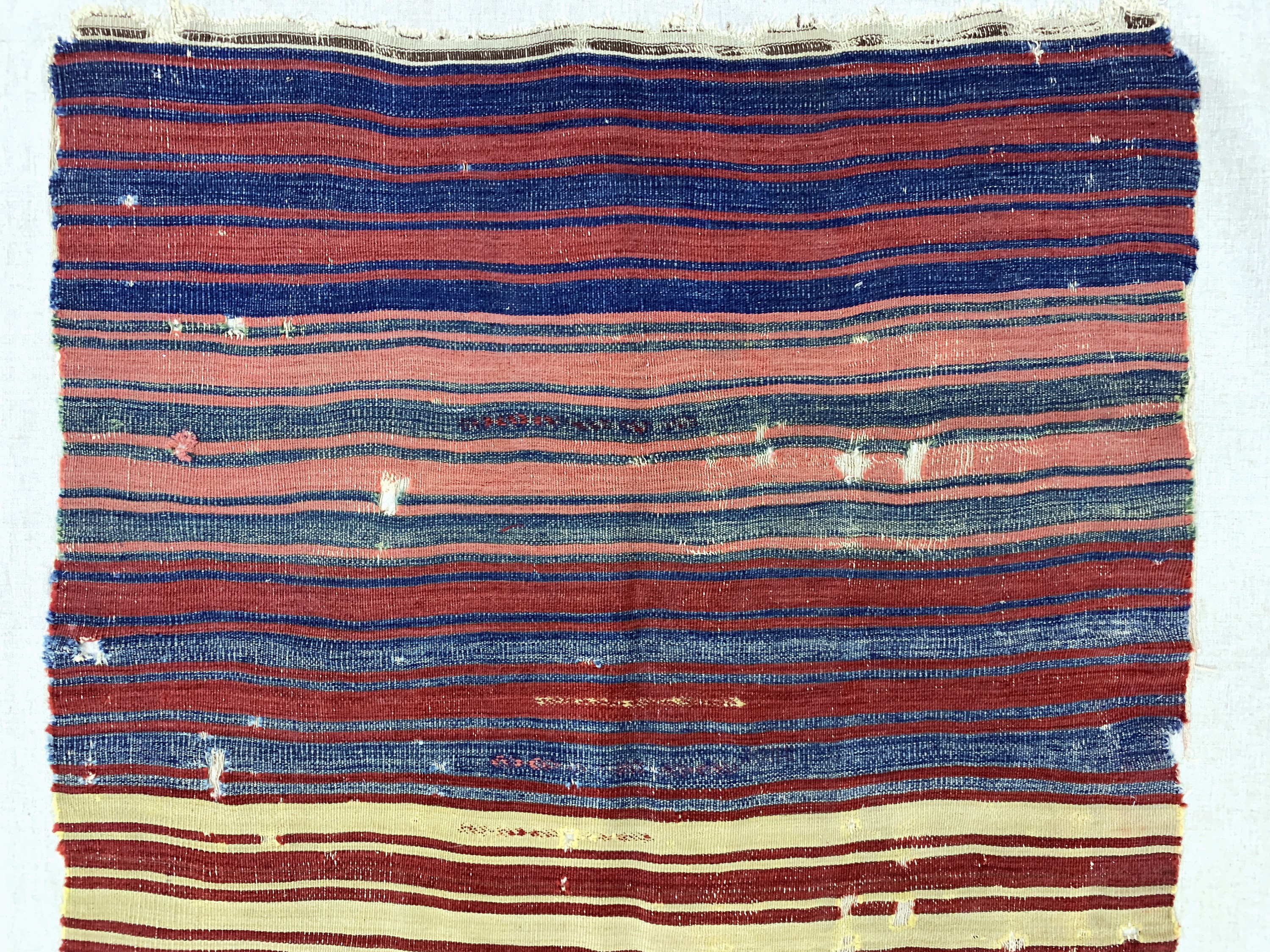 Detail a: Konya Kelim antik, Türkei, 19.Jhd, Wolle auf Wolle, ca. 256 x 133 cm, EHZ: 4, (auf Leinen genäht)